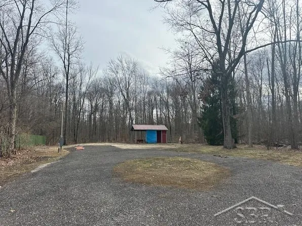 102 E Isabella Rd, Midland, MI 48640