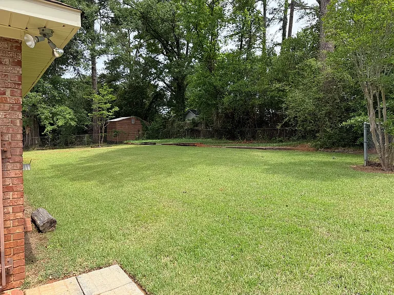 2705 Bolling Rd — Photo 11