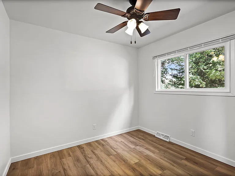 9 Simonson Blvd #4 — Photo 16