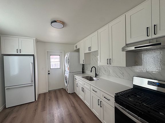 2nd image of 3813 Bancroft St #3813