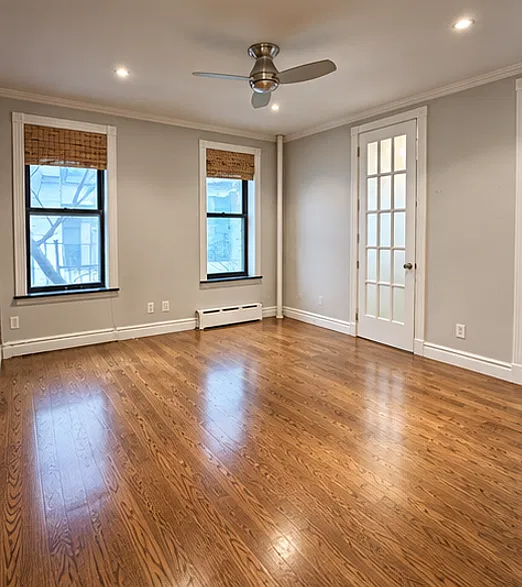 340 East 18th Street — Photo 3