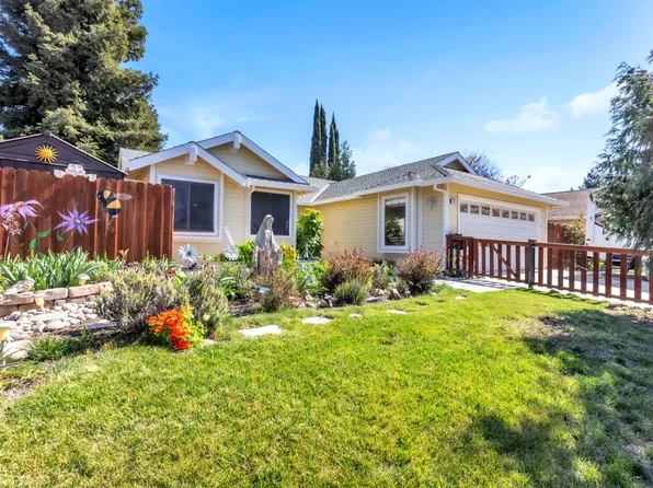 2827 Leslie Ln, West Sacramento, CA 95691
