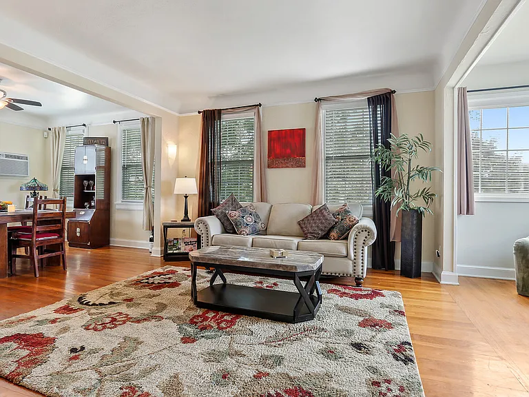Pritchard Pl — Photo 2