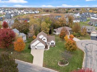 636 Ridgewood Ln, Delano, MN 55328