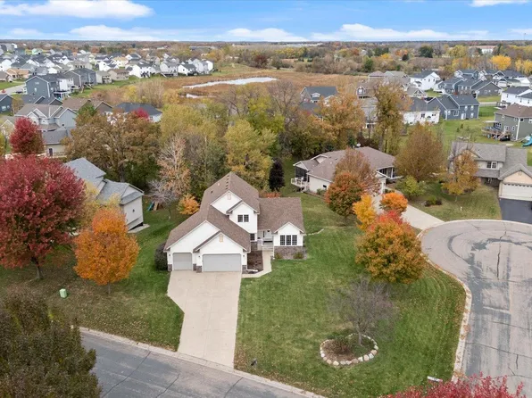 636 Ridgewood Ln, Delano, MN 55328