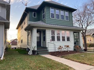 2977 N Newhall St, Milwaukee, WI 53211