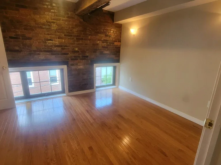 1214 Annin St #3 — Photo 9