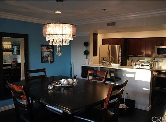 4th image of 230 S Catalina Ave APT 105
