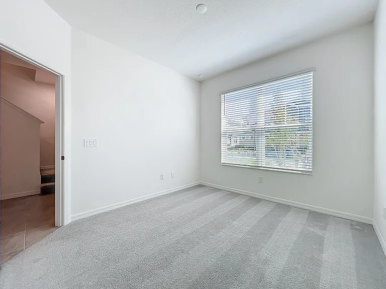 7025 Twilight Bay Dr — Photo 12