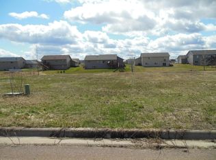 2455 Briarwood Pl NE, Owatonna, MN 55060