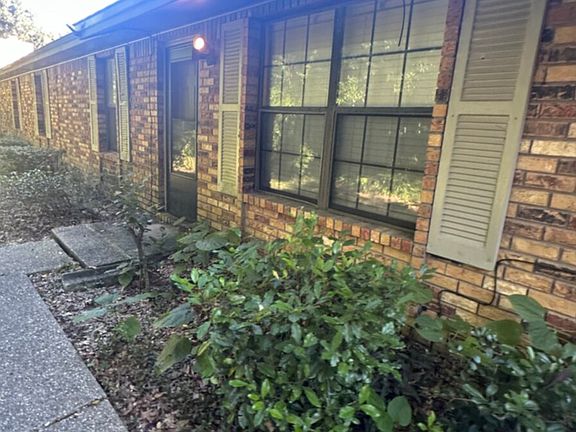 2nd image of 1440 N 61st Ave #C