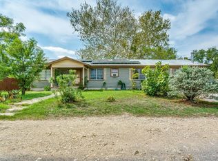 214 Magnolia St, Hico, TX 76457