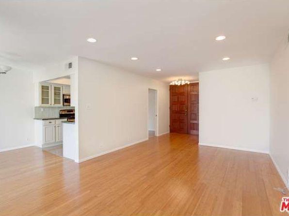 11656 Montana Ave APT 305