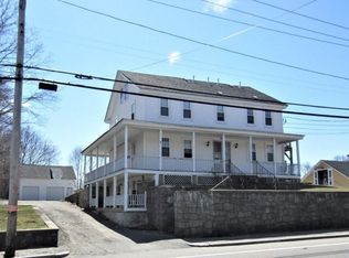 698 Washington St, Coventry, RI 02816