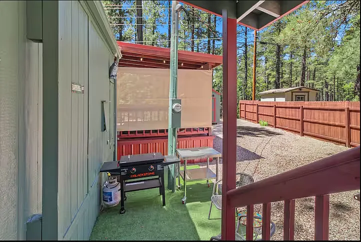 Outdoor Grill.