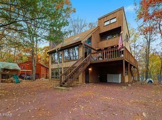 6128 Wales Ct, East Stroudsburg, PA