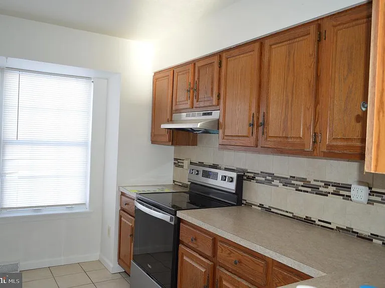 890 Gaming Sq — Photo 6