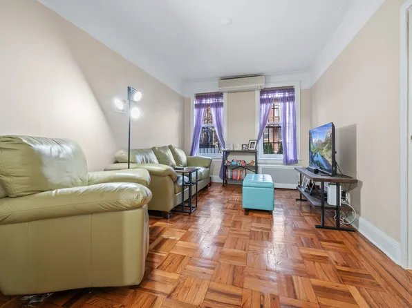 1649 66th Street image 2 of 22