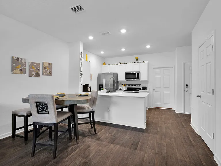 3535 Prairie Wind Ct — Photo 3