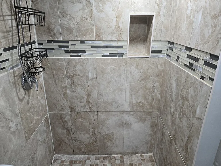 1935 N Leamington Ave #1 — Photo 11