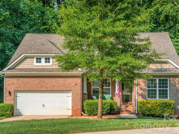 4501 Rockford Ct, Charlotte, NC 28209