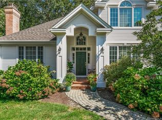 17 Carol Dr, Ivoryton, CT 06442