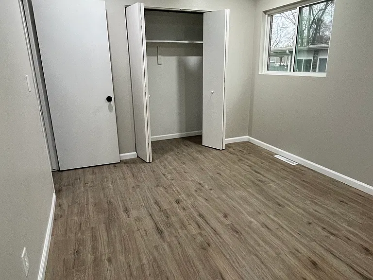 8327 Grandview Ln #8329 — Photo 10