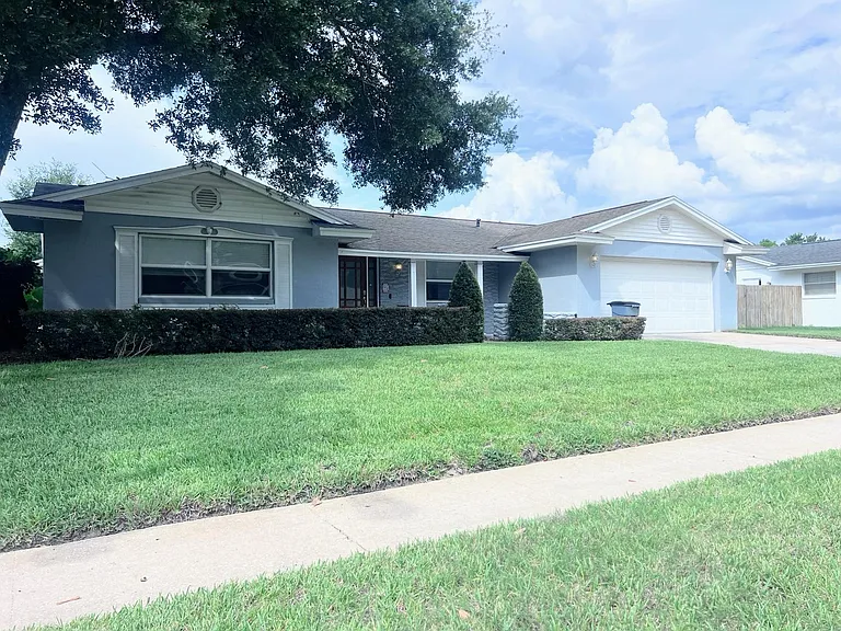 113 Hickory Tree Rd — Photo 2