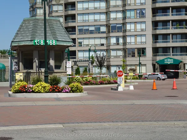 168 Bonis Ave #906, Toronto, ON M1T 3V6