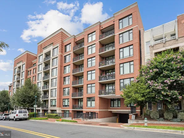 4915 Hampden Ln Unit 307, Bethesda, MD 20814