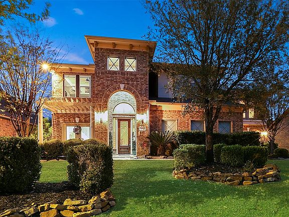 Auburn Lakes Retreat 5 bedroom dream home! Over 5000 sq. ft. of living space! Dual offices, both formals, game room, media room, and much more!