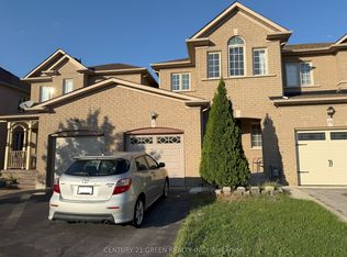 15 Arabia Gate, Brampton, ON L6R 2N9