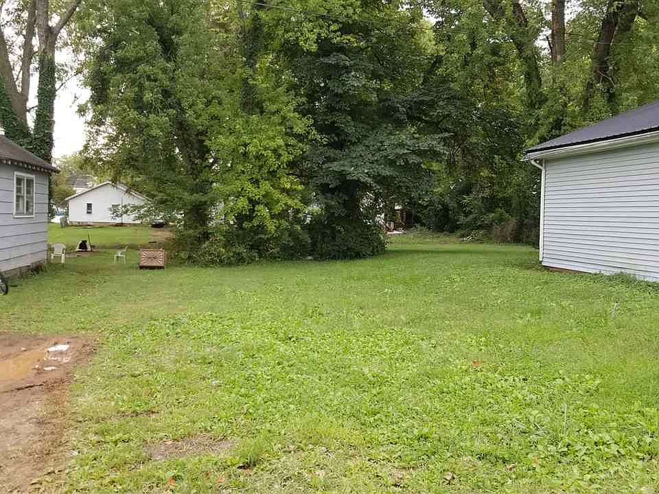 2nd image of 1044 Kenton St #211-1036