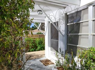2127 Roselawn St, Sarasota, FL 34231