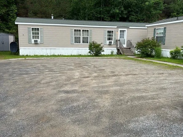 2 Bonita Way, Saranac Lake, NY 12983