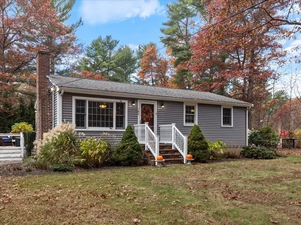147 Lake St, Pembroke, MA 02359