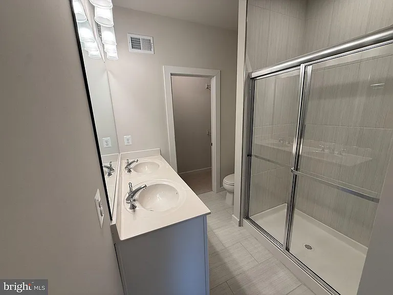 2505 Nicholson St — Photo 30