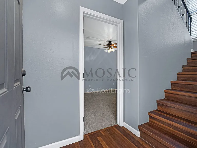 5626 S 21st Pl — Photo 5