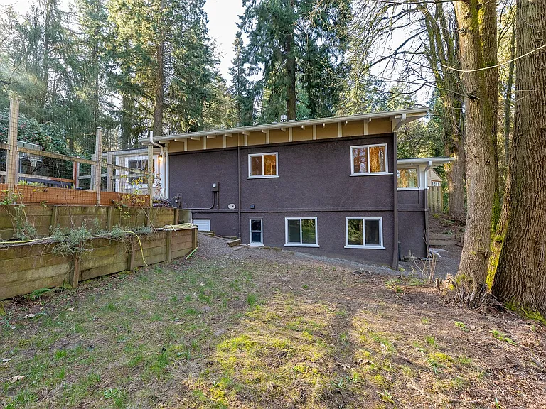 2909 SW Upper Dr — Photo 17