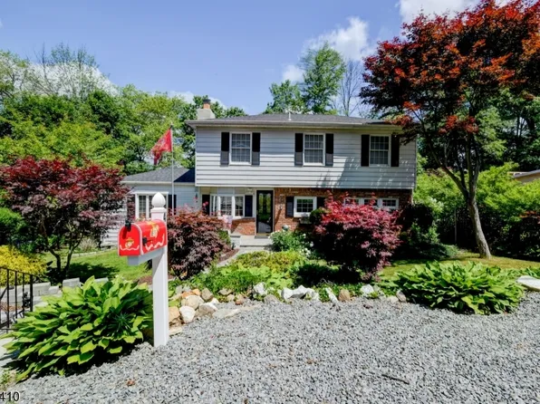 40 Grandview Ave, Jefferson Twp., NJ 07460