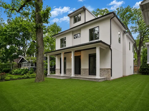 414 Laurel Ave, Wilmette, IL 60091