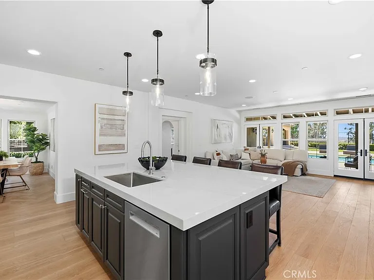17 Sandalo Ct — Photo 10