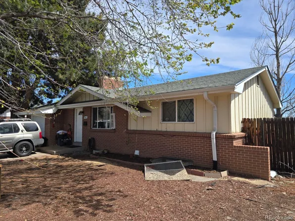 926 Potomac Court, Aurora, CO 80012