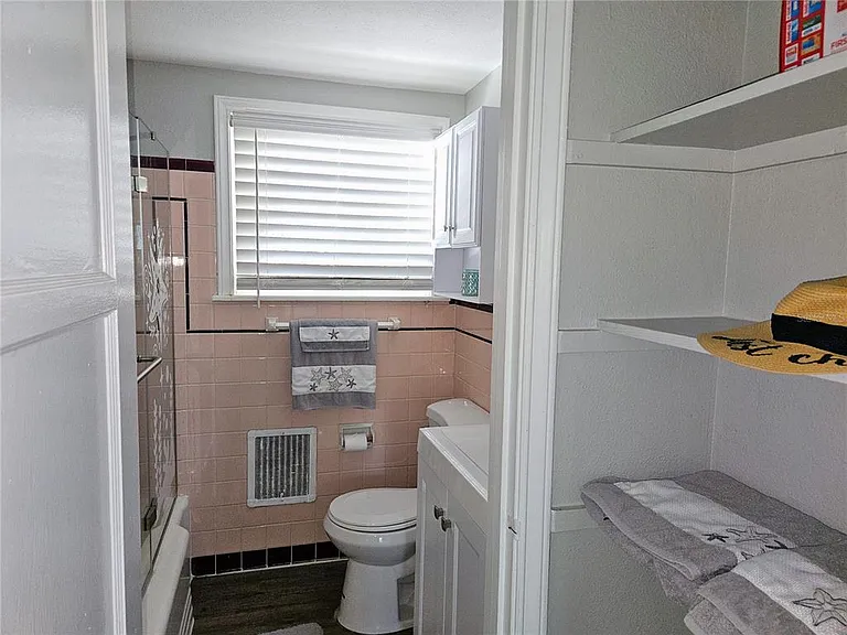 350 80th Ave #B — Photo 23