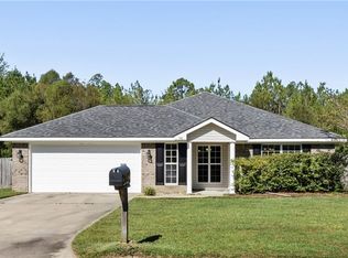 98 Pine View Rd SE, Ludowici, GA 31316