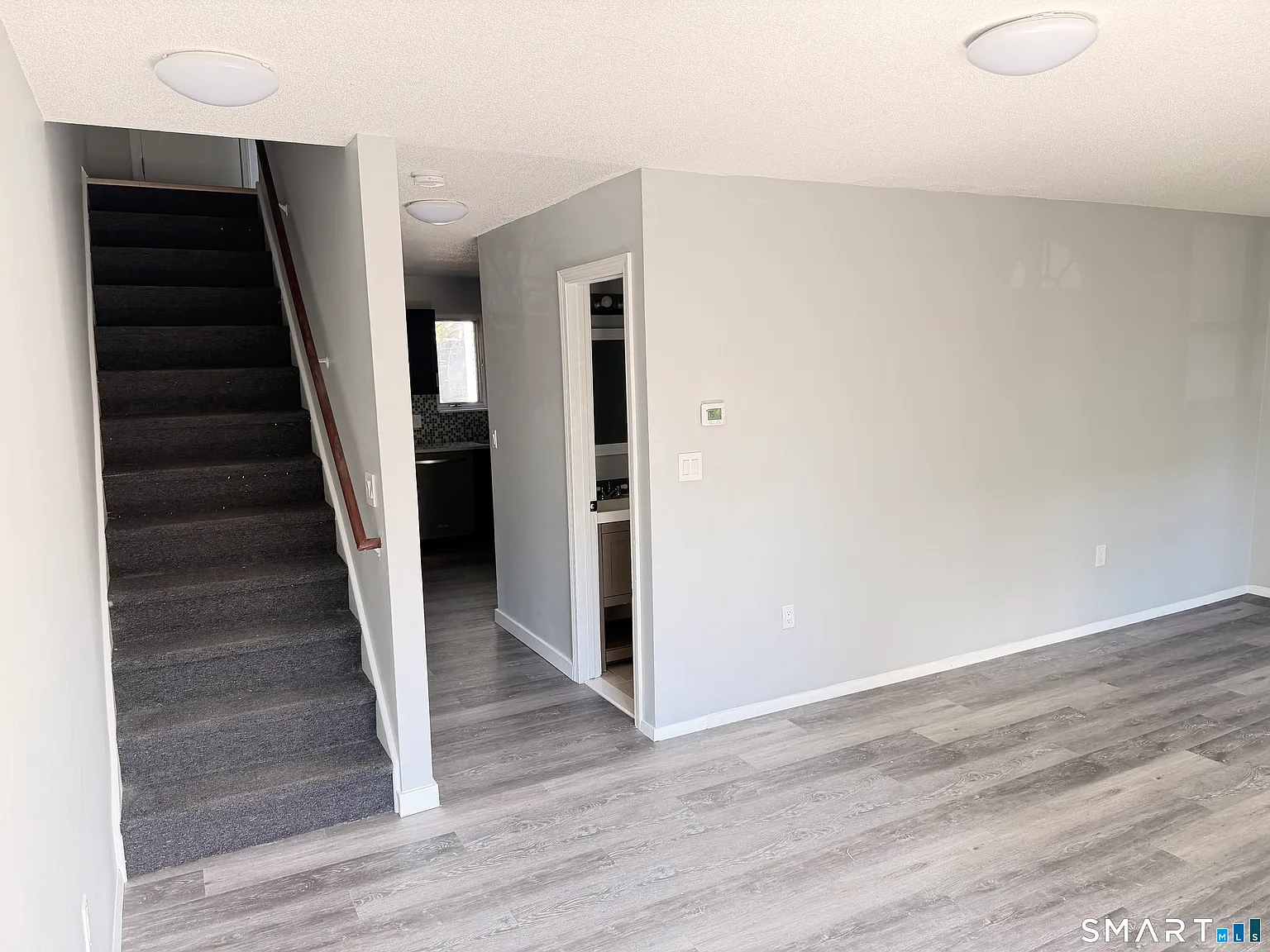 3 bed, 1.5 bath, 1564 sqft, $2,150 — Photo 3