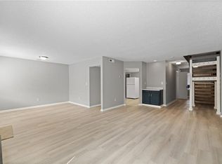 4028 Lake Ridge Cir, Virginia Beach, VA 23452