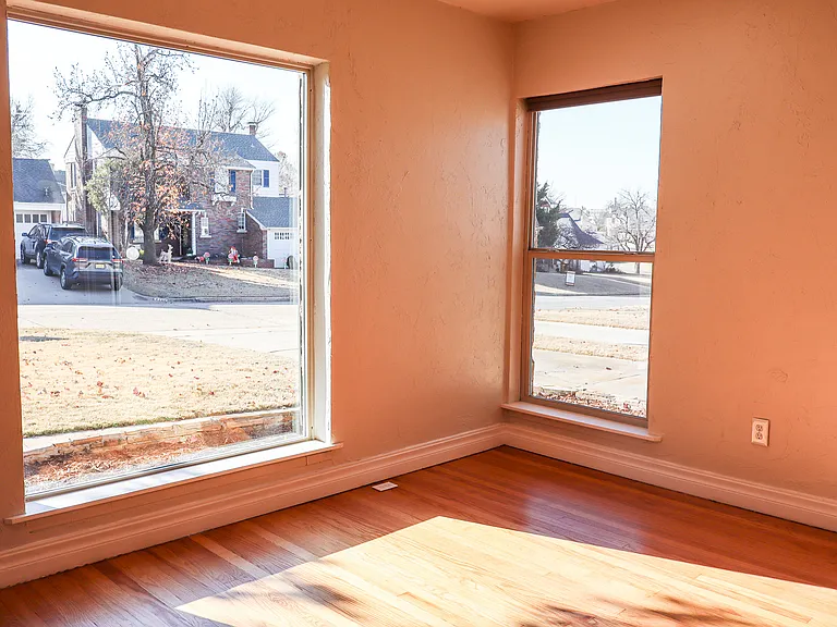 2605 Cummings Dr — Photo 16