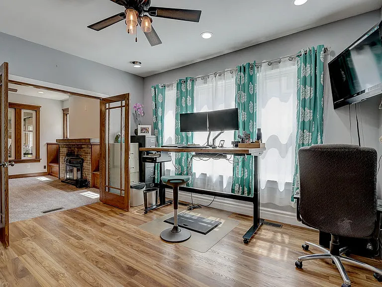 Bedroom/Office