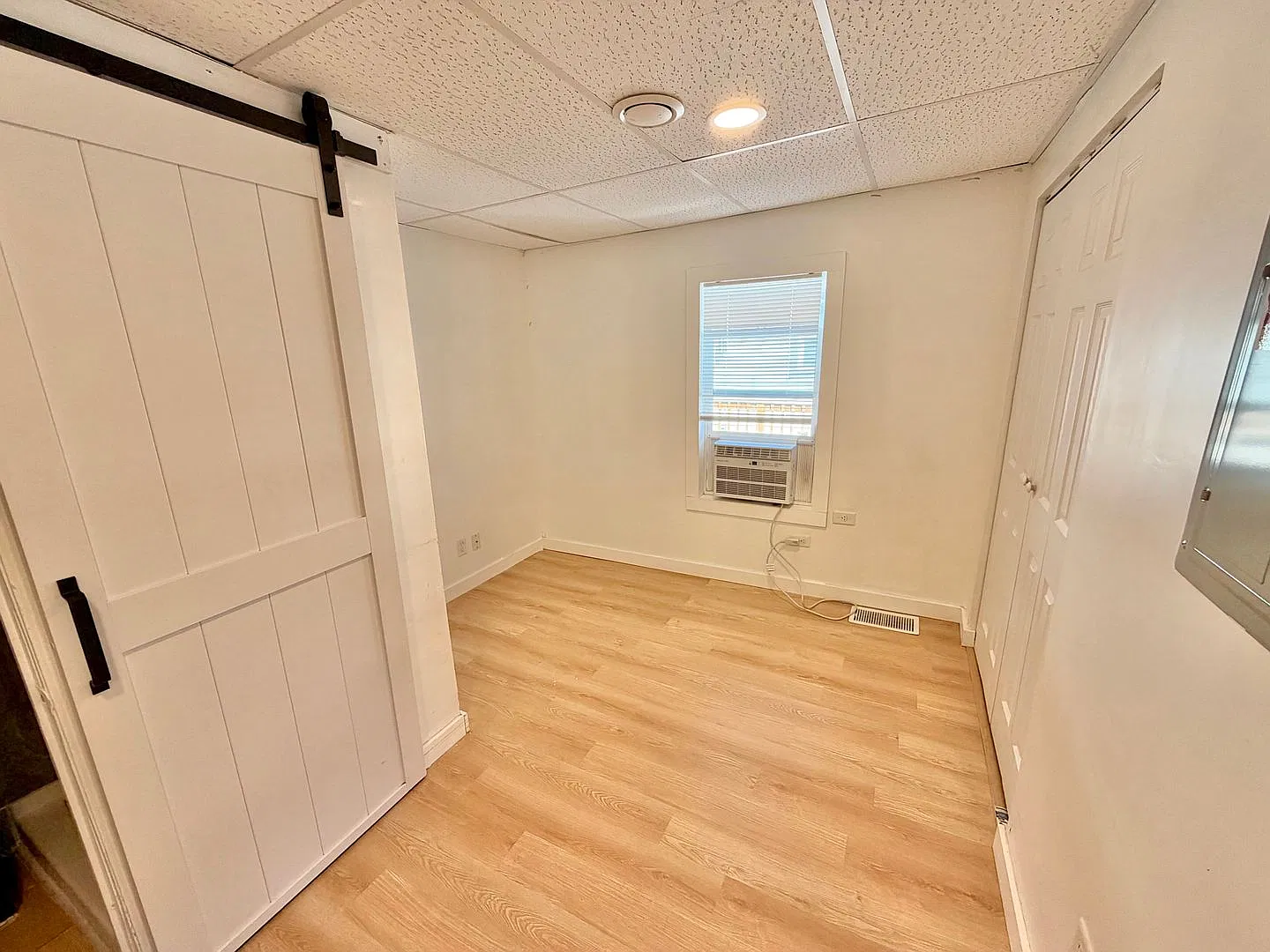 2802 Rodman St Unit 4 - Cozy 1 Bed 1 Bath near Churchill Downs — Photo 4